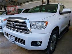 Toyota Sequoia